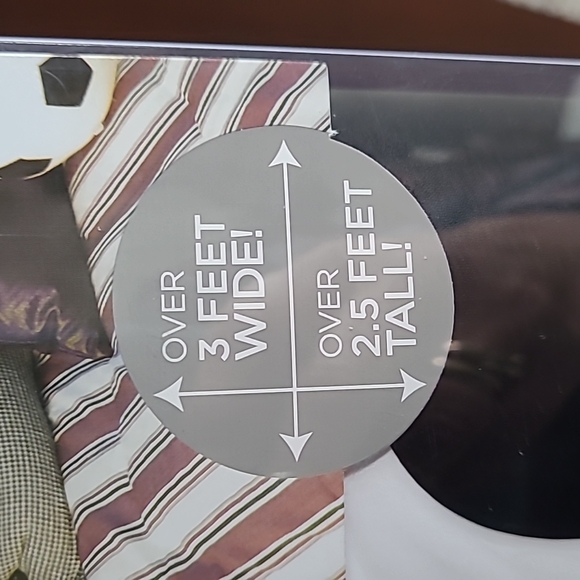 NIP WALL DECALS LOT 26 DESIGNS SOCCER - Picture 6 of 6